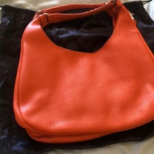 $2400 BOTTEGA VENETA CAMPANA Leather Hobo Bag